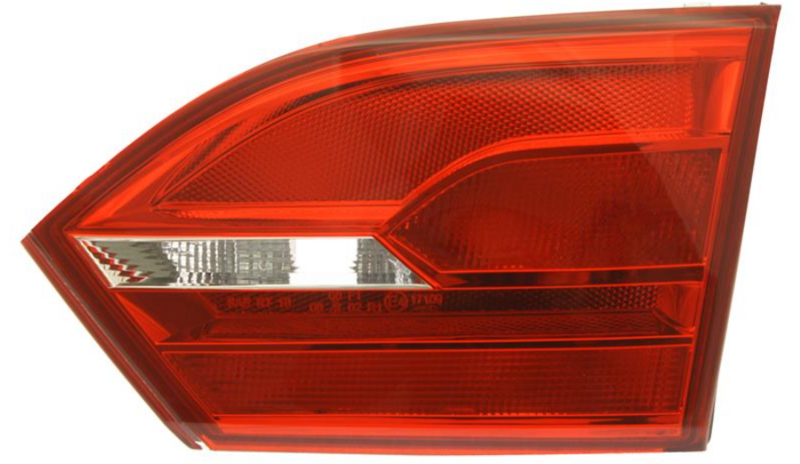 VW JETTA 11- фонарь зад.прав. внутренний. [11-14]