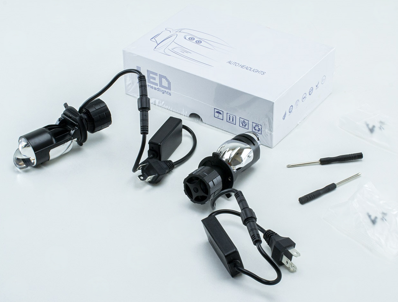 лампа LED с линзой H4 12V-24V  40W G05 5700K радиатор с вентилят.