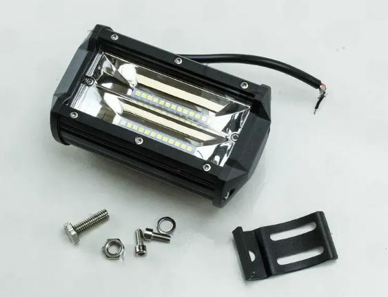 фара дополнительная LED  прямоуг. 130х70х60 (Д/В/Ш) 72W дальний 3030