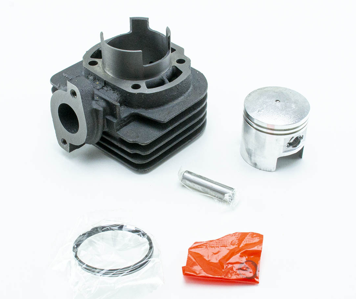 Цилиндр в сборе SUZUKI AD 72 (d=47) SUNY
