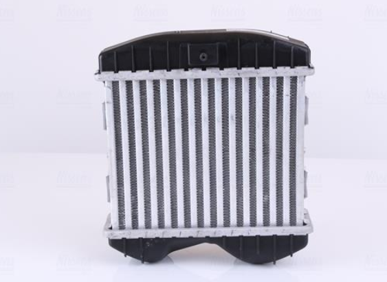 Интеркулер MCC SMART CITY-COUPE(98-)0.6(+)[OE 0003007V002]